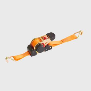 Wholesale heavy-duty automatic retractable ratchet tie down strap detail view, self-winding polyester cargo lashing belt with red release trigger and S-hooks for truck factory supplier.